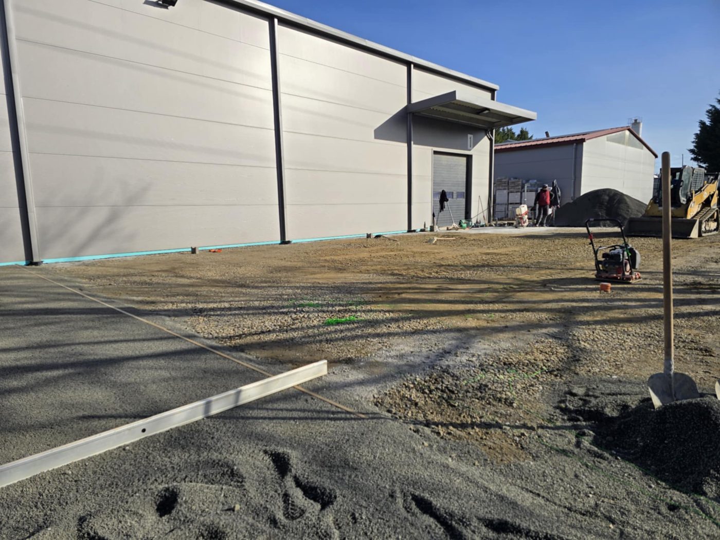 Preparing the base for block paving